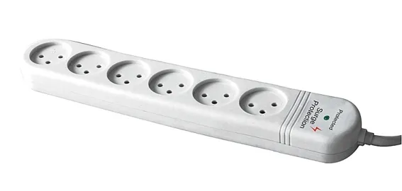 מגן ברקים ונחשולי מתח 6 שקעים OMEGA OM-QD-06