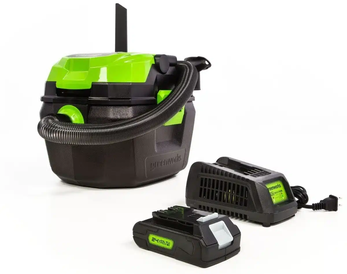שואב אבק יבש/רטוב 24V + סוללה 2AH + מטען GREENWORKS