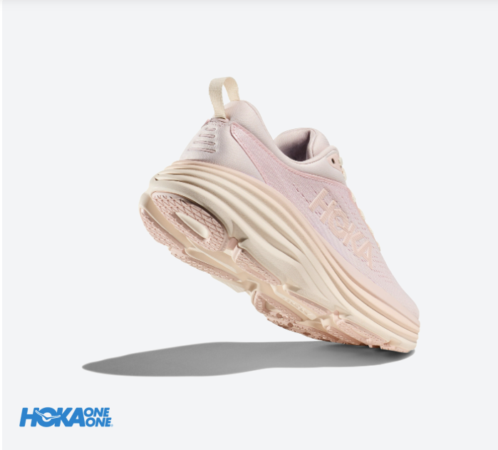 נעלי הוקה: מהפכה טכנולוגית בעולם הריצה